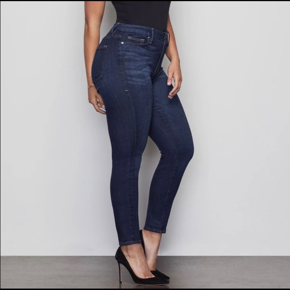 Good American Good legs medium wash skinny jeans size 31